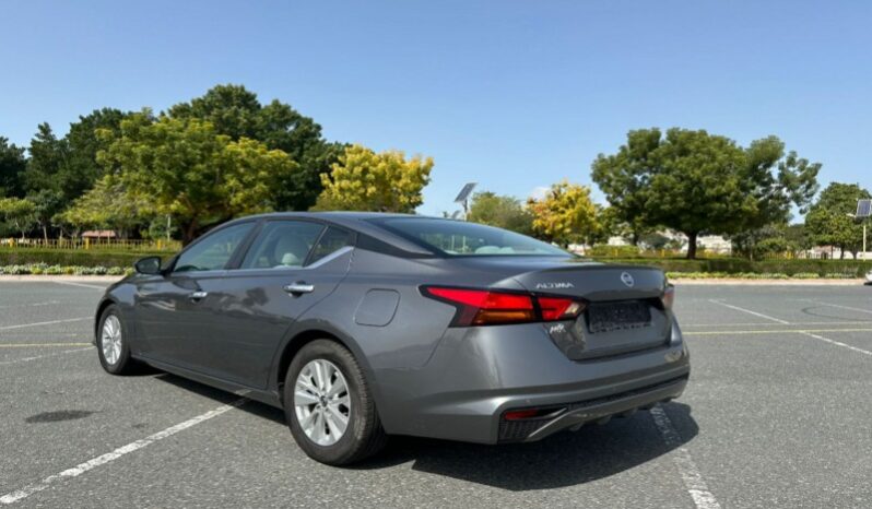 
								Certified Used Nissan Altima full									